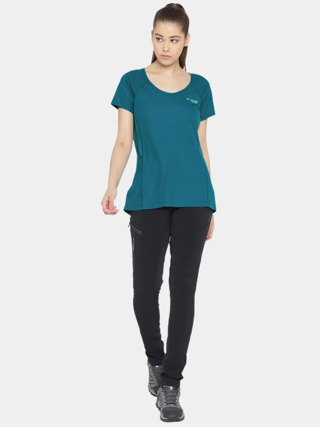 Columbia Women Blue Omni-Freeze Titan Ultra II Tshirt