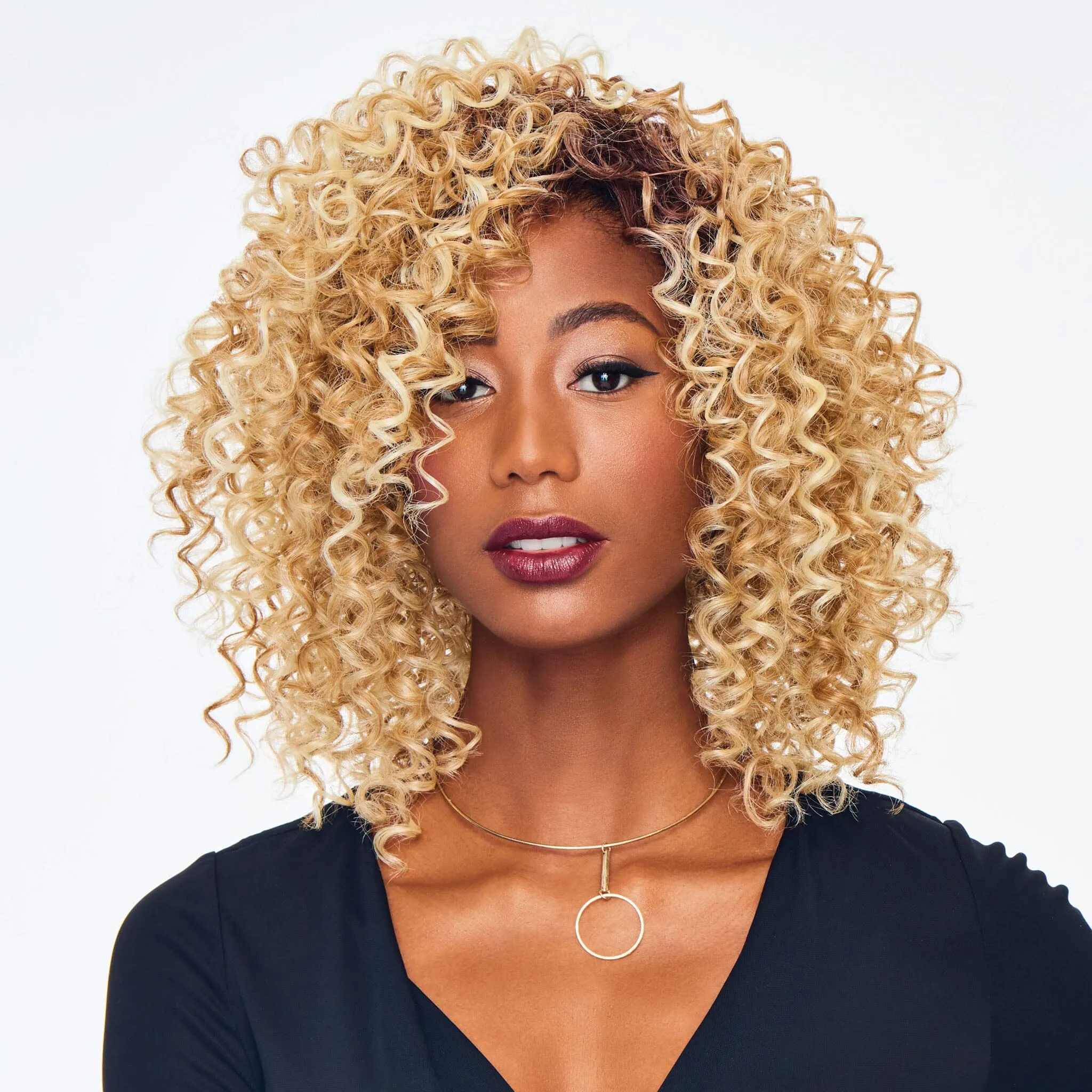 Hairdo® Sassy Curl Wig