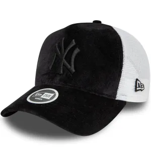 New Era Womens New York Yankees Velour A-Frame Snapback Trucker Cap - Black
