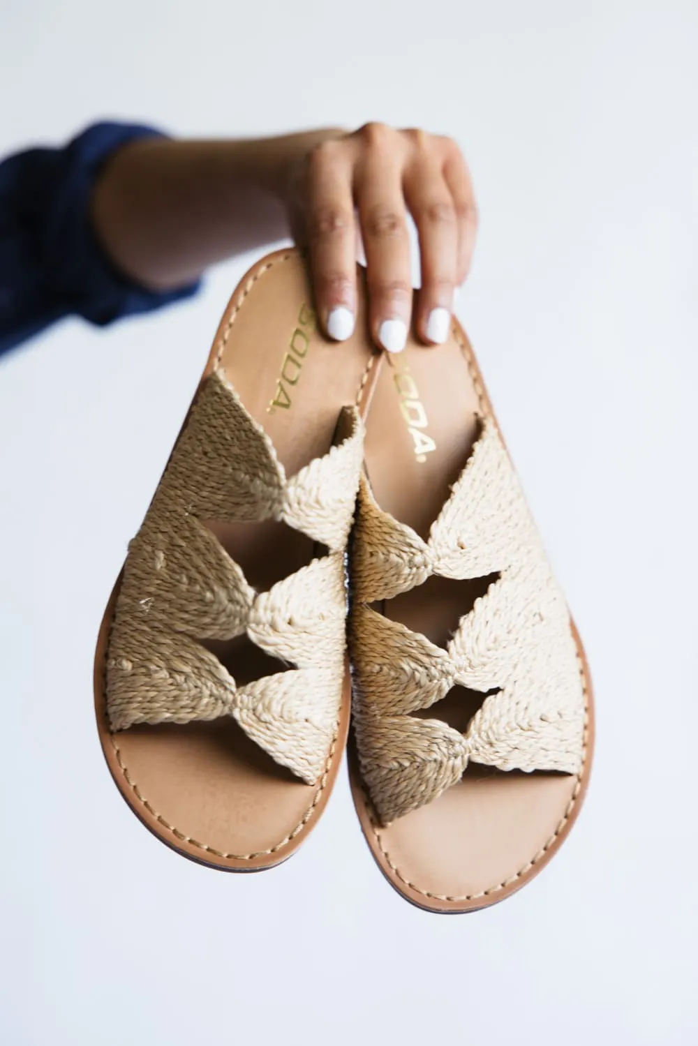 Soda Takes Raffia Slide Sandals for Women in Tan | TAKES-S LT TAN