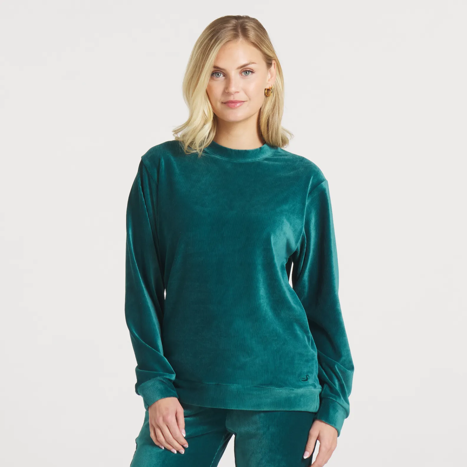 Southern Marsh 21 Courtney Corduroy Lounge Shirt