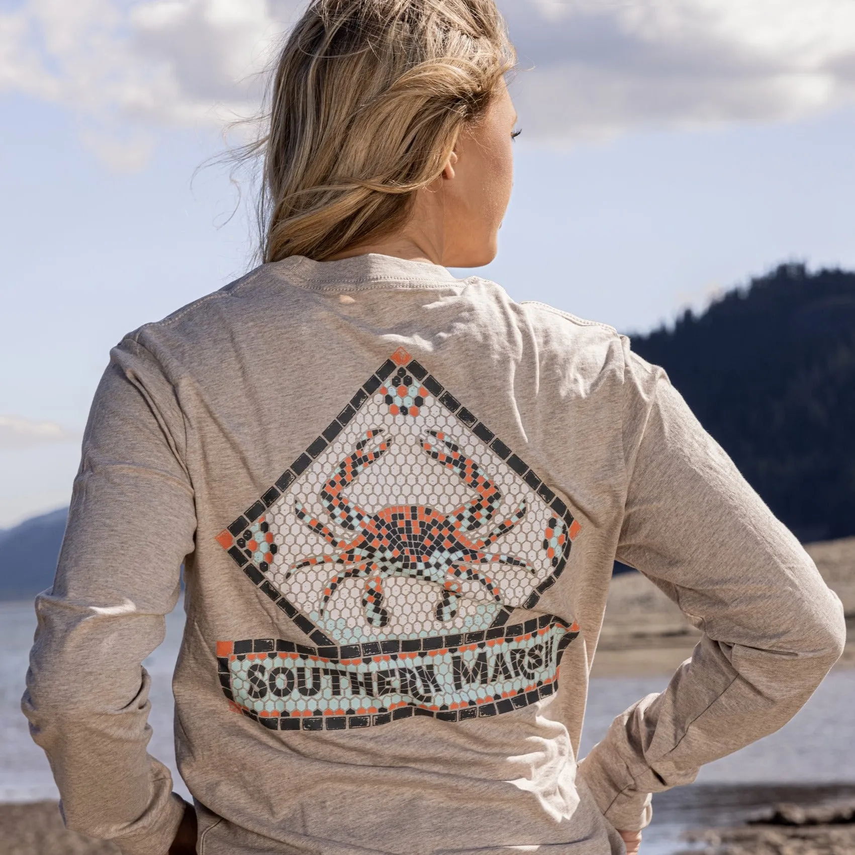 Southern Marsh 21 Mosaic Crab Tee - Long Sleeve