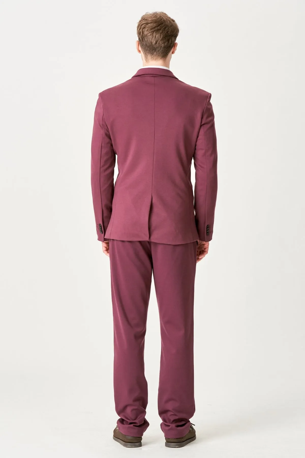 The Original Performance Suit Regular Fit – Burgundy (V.I.P)