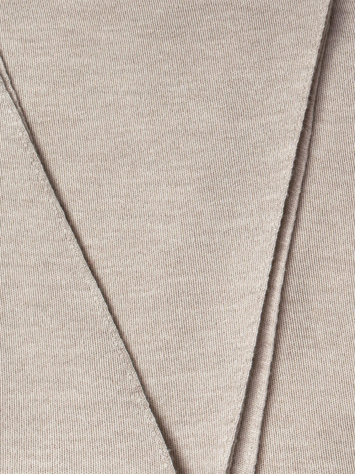 Trapezoid Shaped Scarf from Cashmere Silk Akris