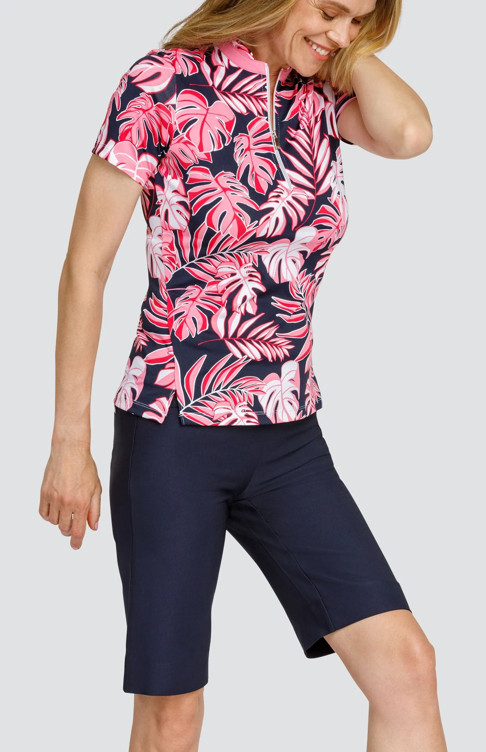 Women Tail Activewear Jo Top - Stellar Foliage